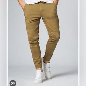 ✨LAST CHANCE✨ Men’s DU/ER N2X Slim fit no-sweat jogger. Size 33x29.